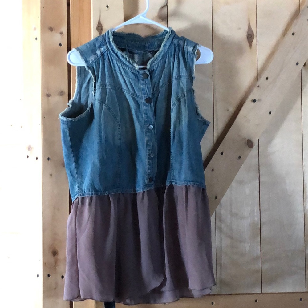 Cruel Girl vest